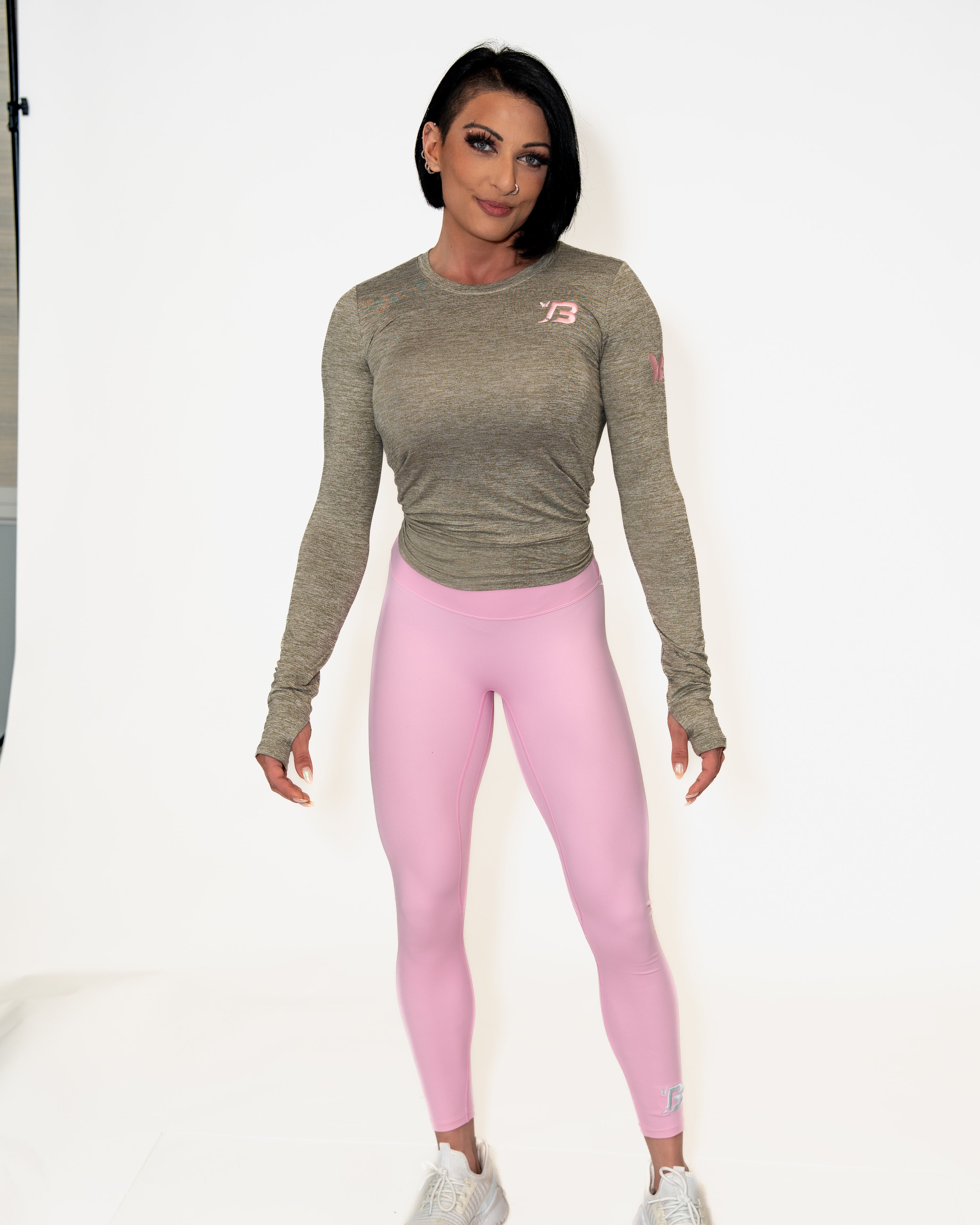Bombshell Rise & Run Pullover - Soft Grey