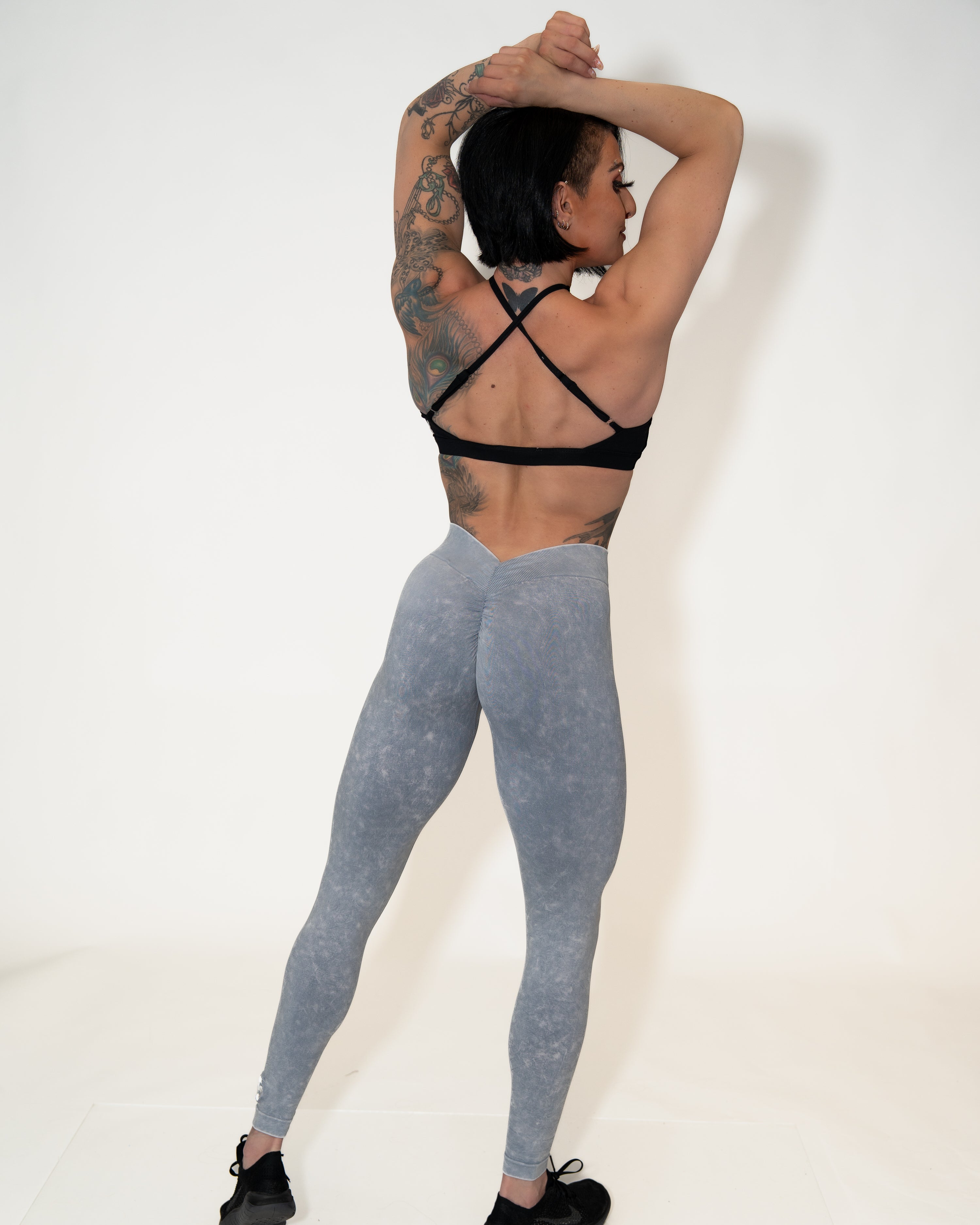 Bombshell Glute Game Leggings - Stonewash Cloud Grey